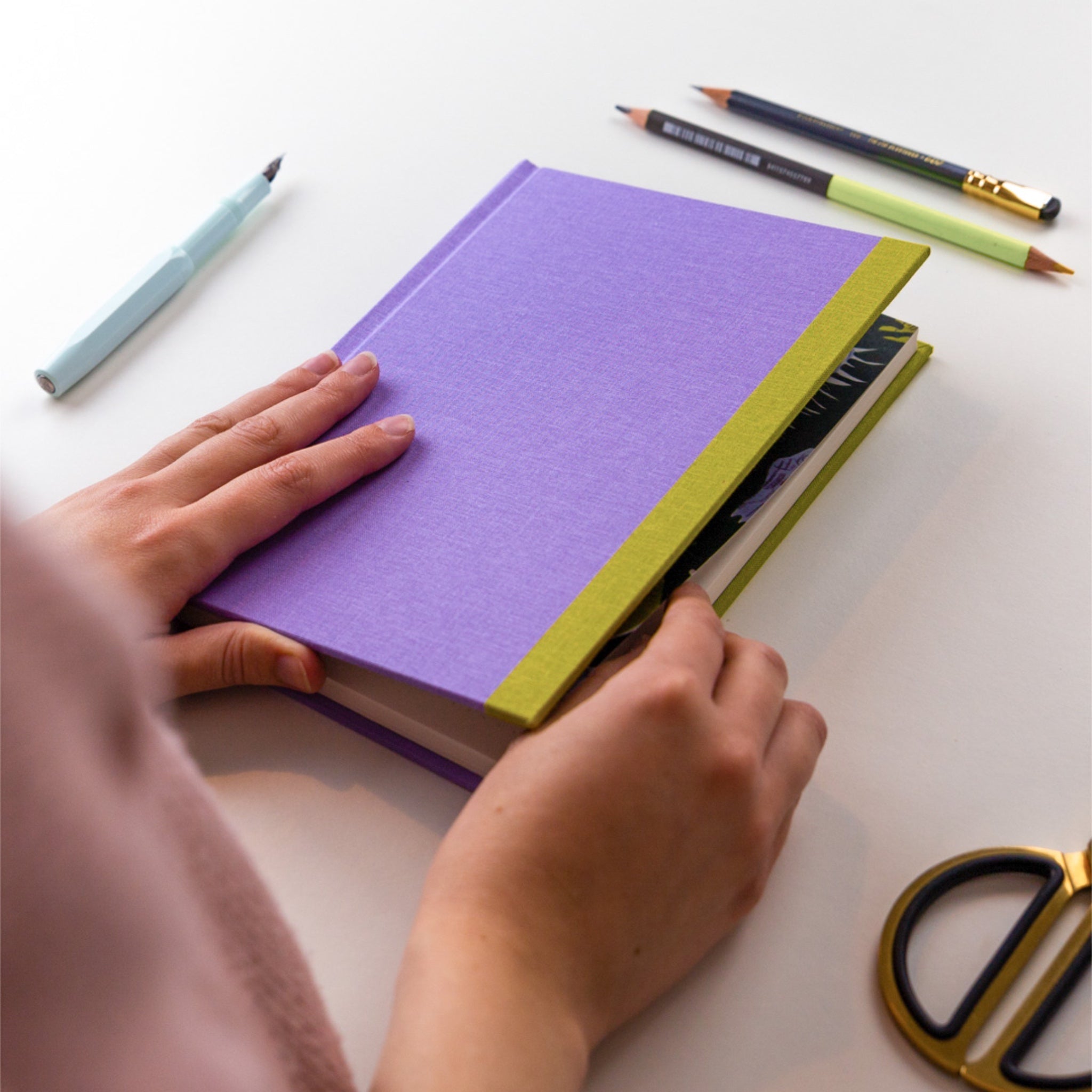 Light purple clothbound hardback sketchbook